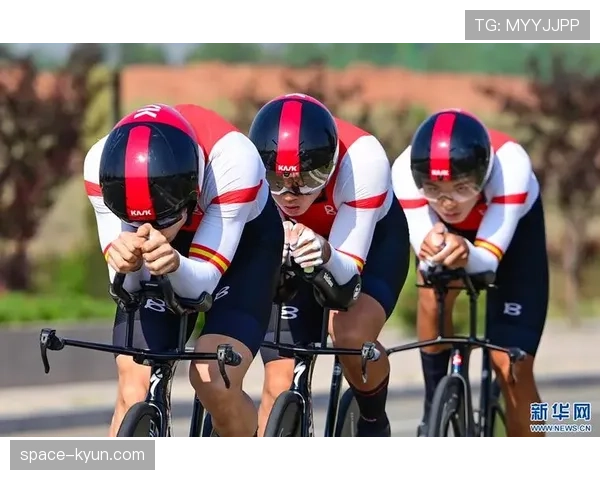 转播技术革新：巴黎-鲁贝首次在车手自行车上安装微型实时摄像头